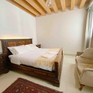 Appartamento Magnolia Apartment, Easy For Family, Venezia